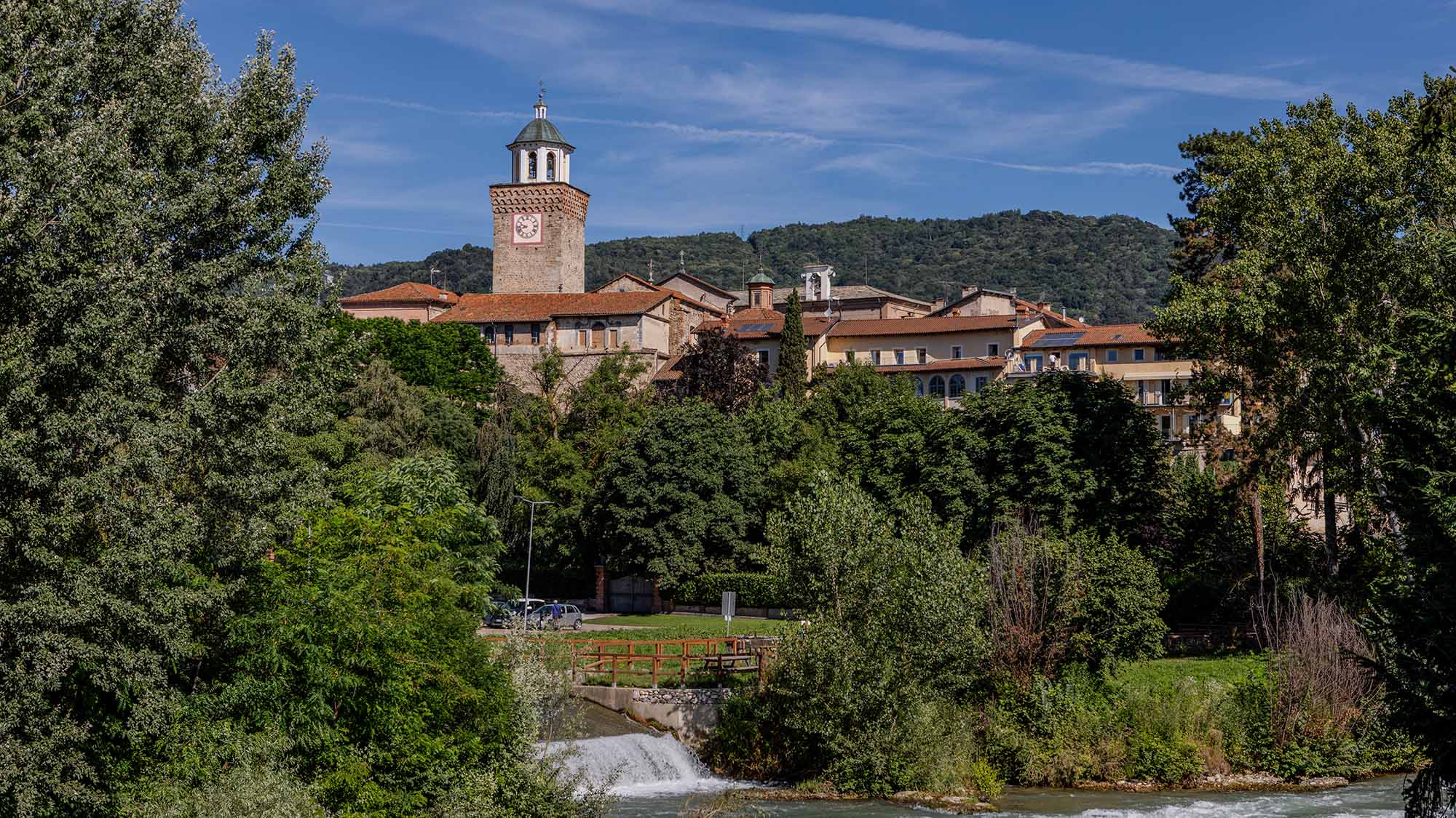 Il Borgo Biandone, la filanda e il ponte “romano”